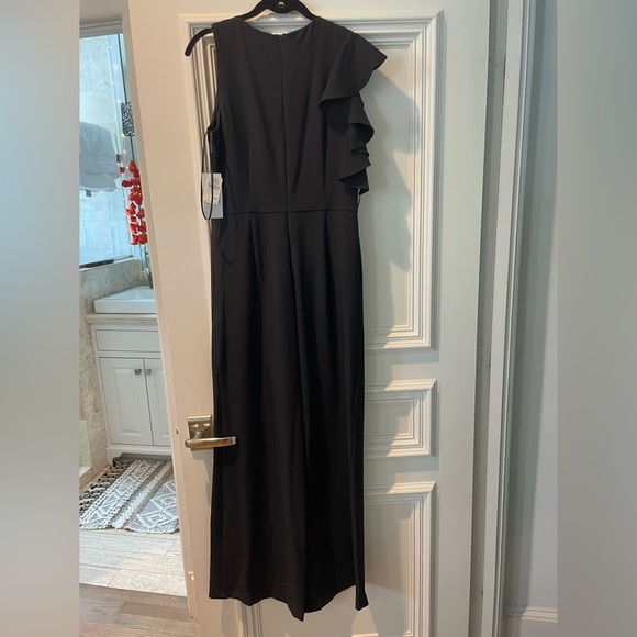 Julia Jordan Black semi formal jumpsuit with ruffle - Picture 3 of 5